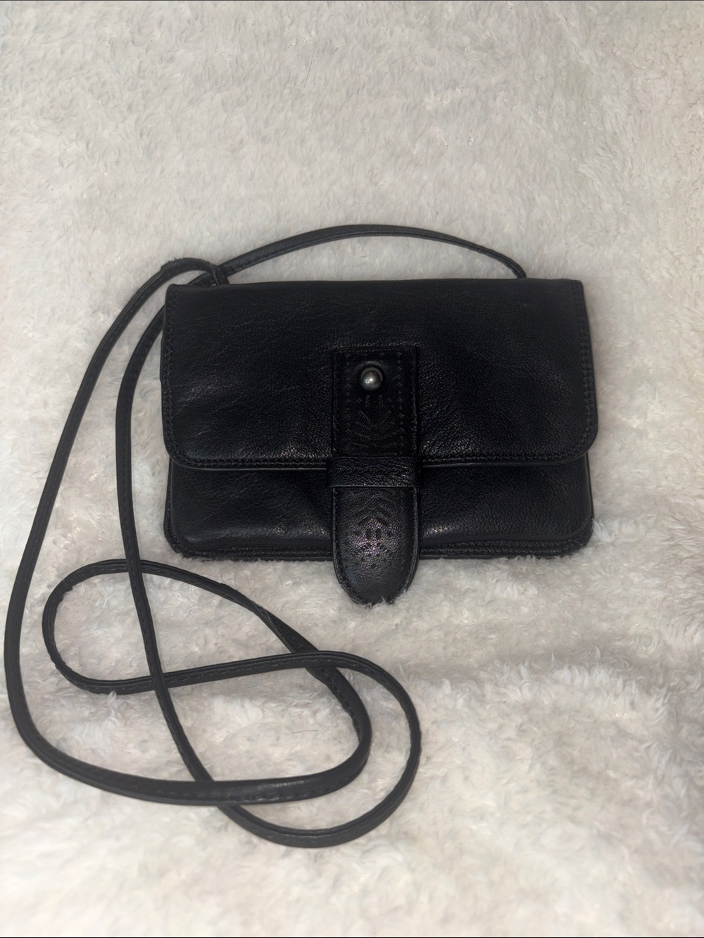 Lucky Brand Black Genuine Leather Crossover
Crossbody Bag Tooled Boho Flap